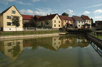 Dorfteich im Ortszentrum
