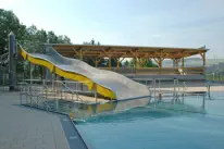 Rutsche im Freibad Unterwellenborn